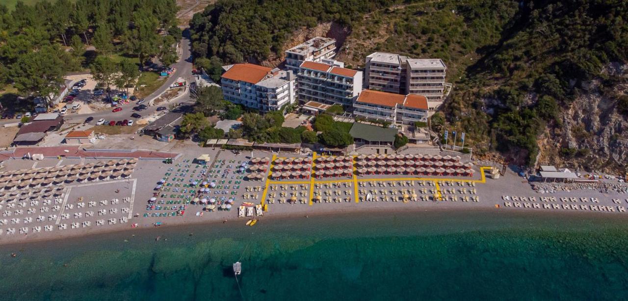 Poseidon The Beach Hotel Будва Экстерьер фото